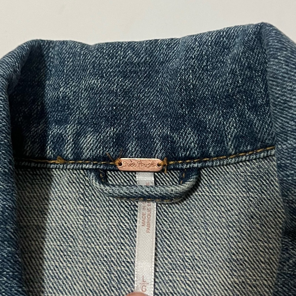 Free People | Lace Paneled Crop Denim Jacket - Picture 4 of 4